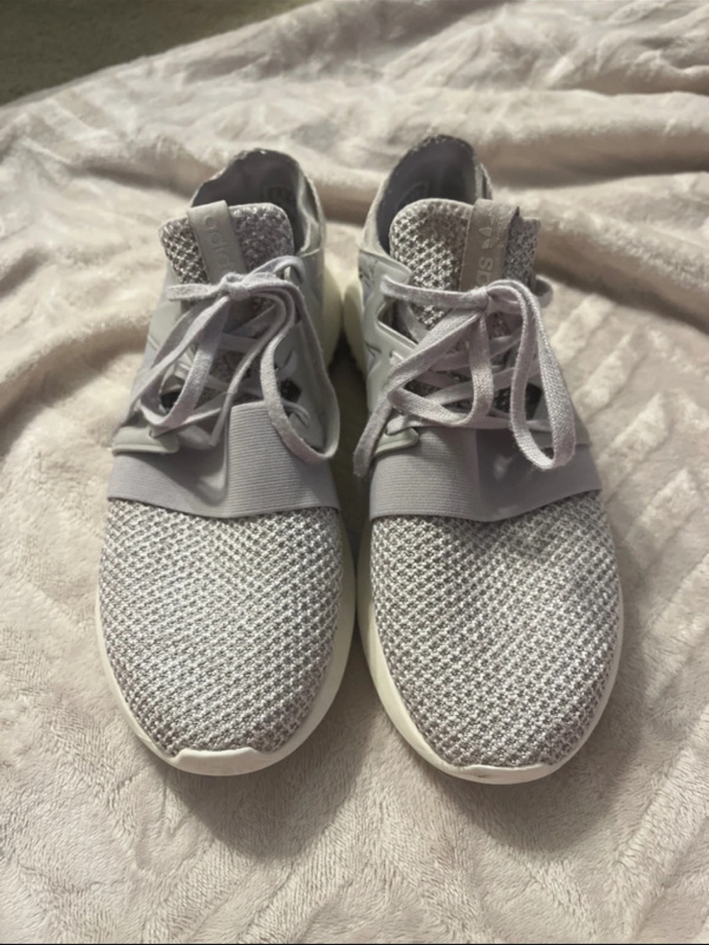 Women’s Knit Lace-Up Sneakers